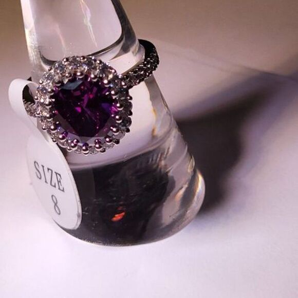 Sevil New 18k White Gold-Plated Purple & White Russian CZ Oval Ring Size 8 - Picture 6 of 6